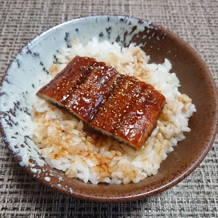 鰻の酒蒸しご飯